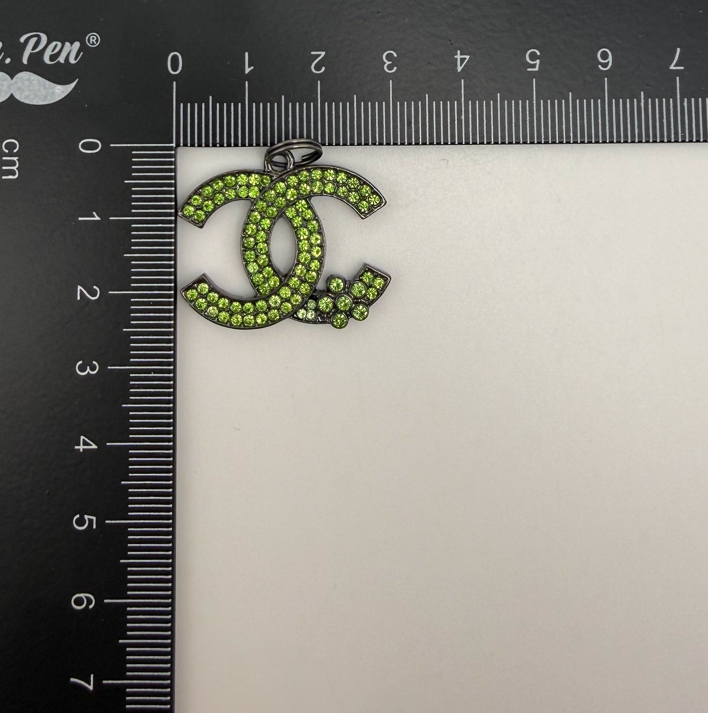 High Quality Designer Bling Black Metal Charm Pendants