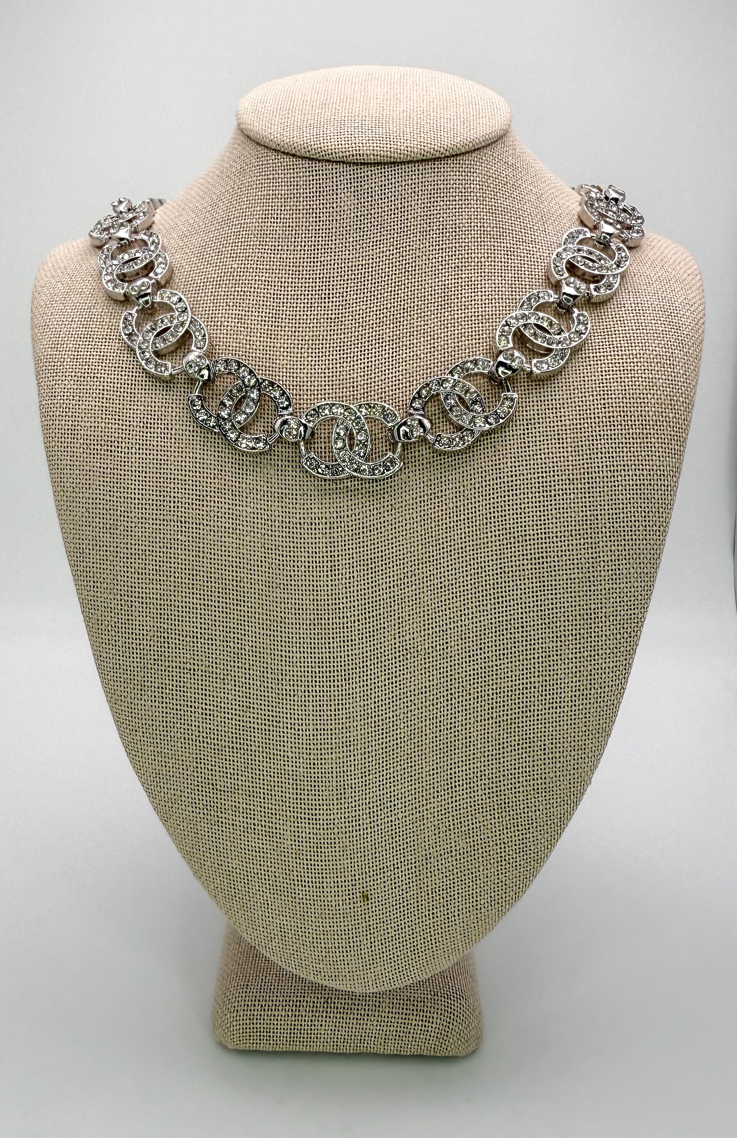 Elegant CC Designer Silver or Gold Matching Necklace and Bracelet set
