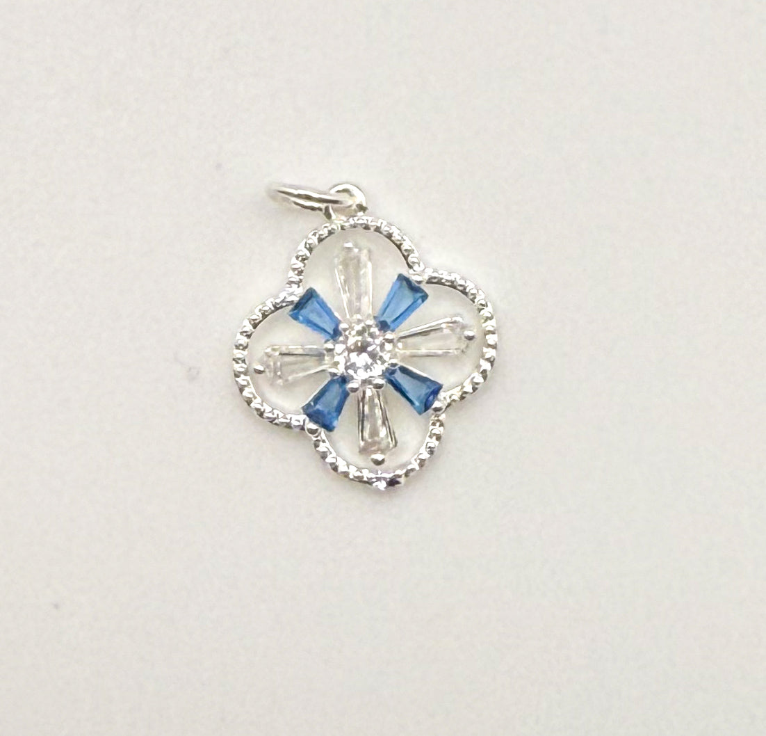 High Quality Clover Design DIY Charms
