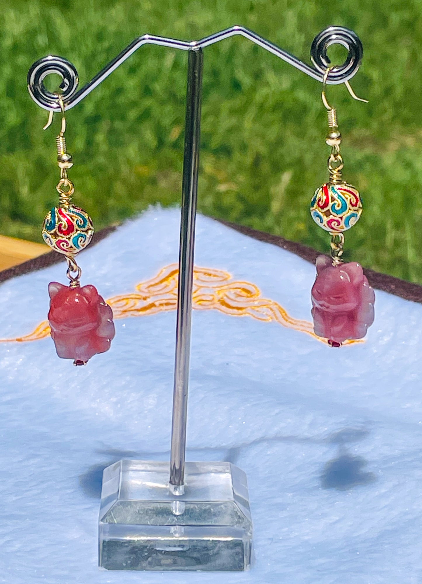 Natural Yanyuan Agate 9 Tail Fox Carving Gold S925 Earrings