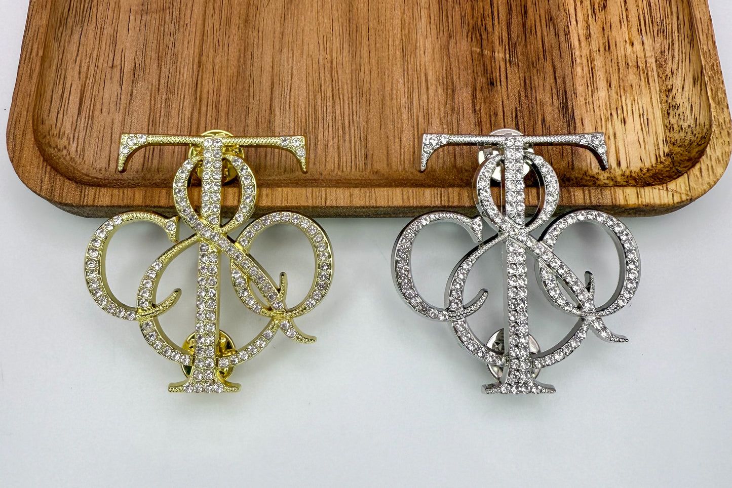 Tiff n Co. Brooches-Silver or Gold
