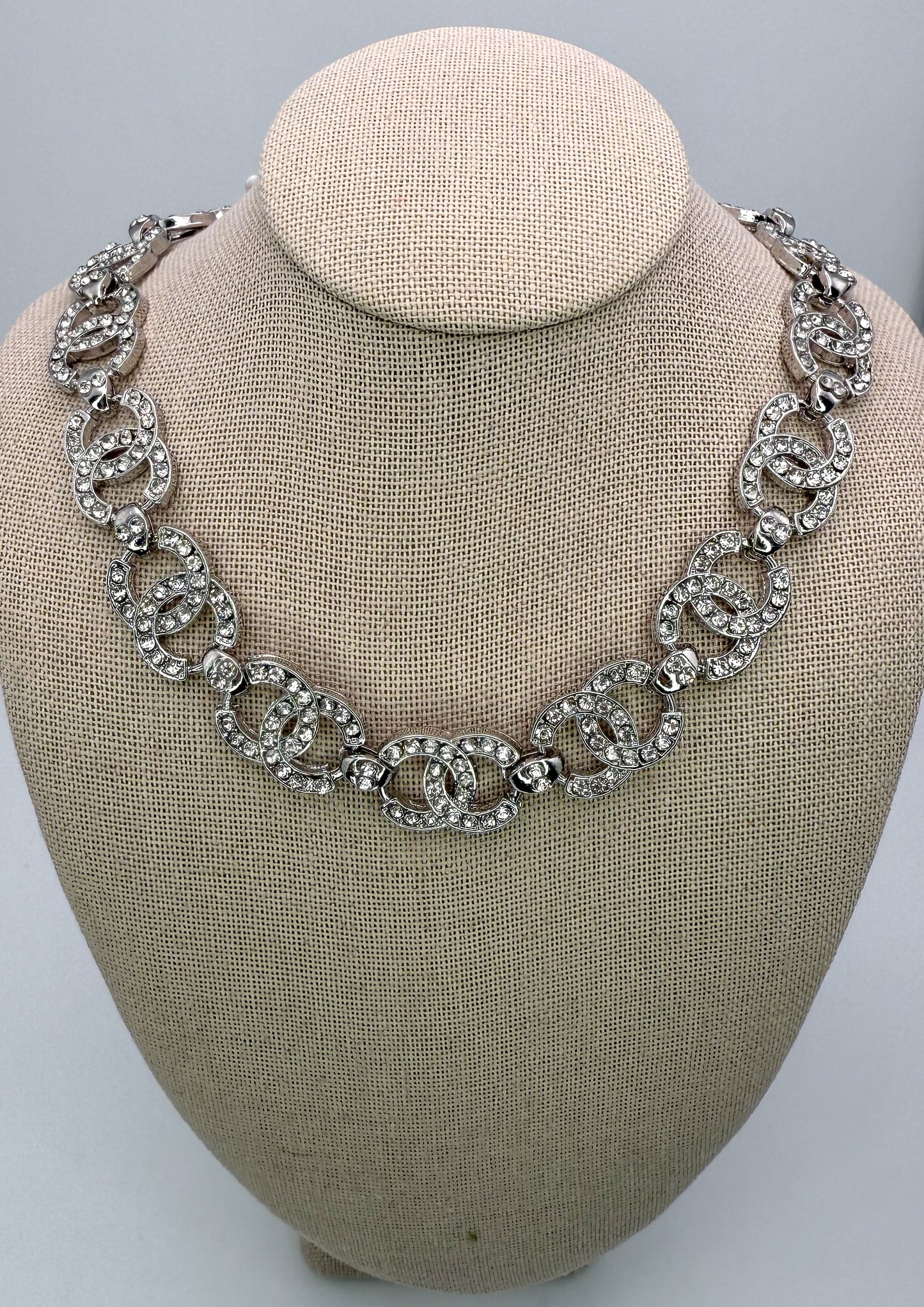 Elegant CC Designer Silver or Gold Matching Necklace and Bracelet set