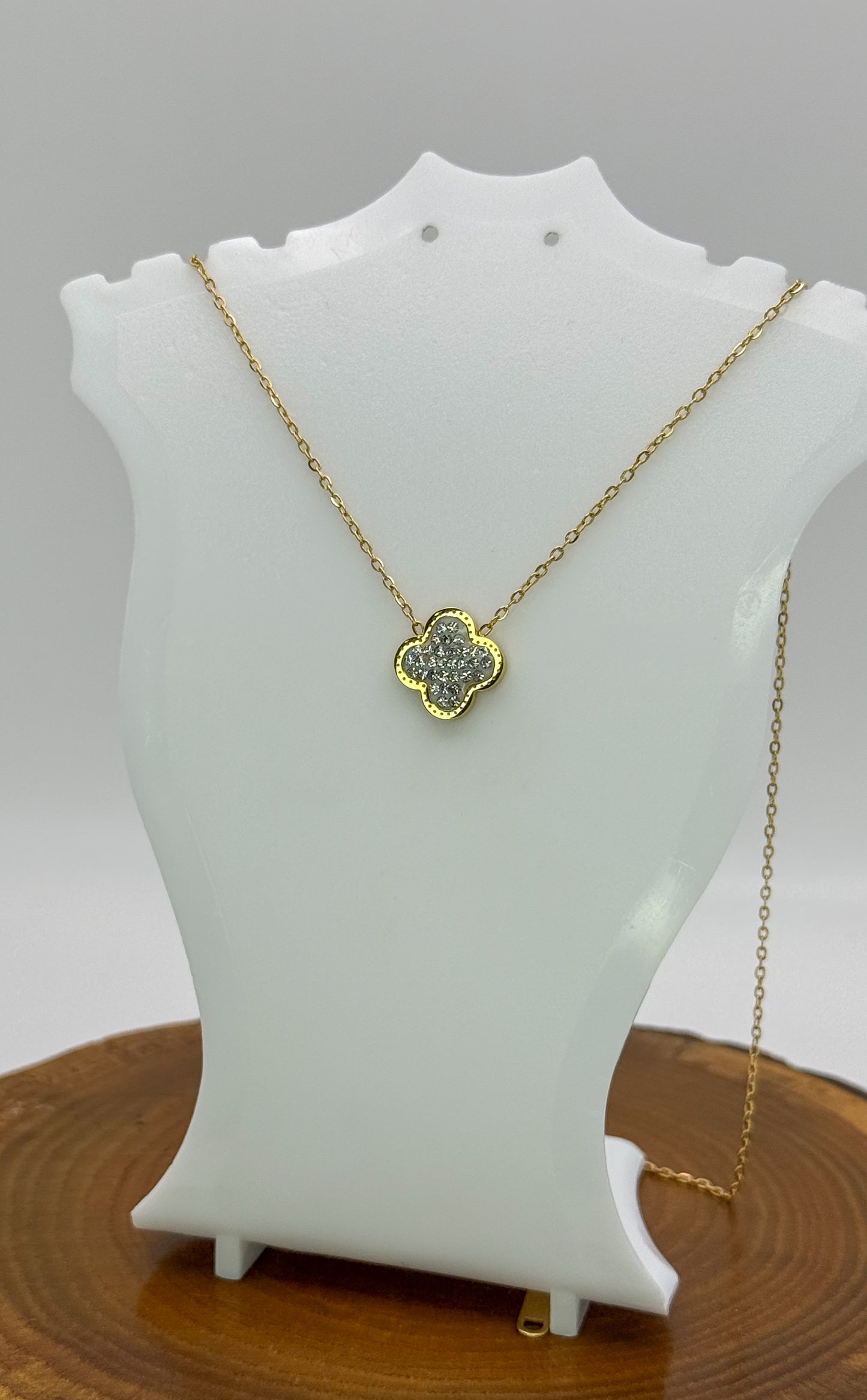 Gold Single LV Designer Clover Bling Necklace