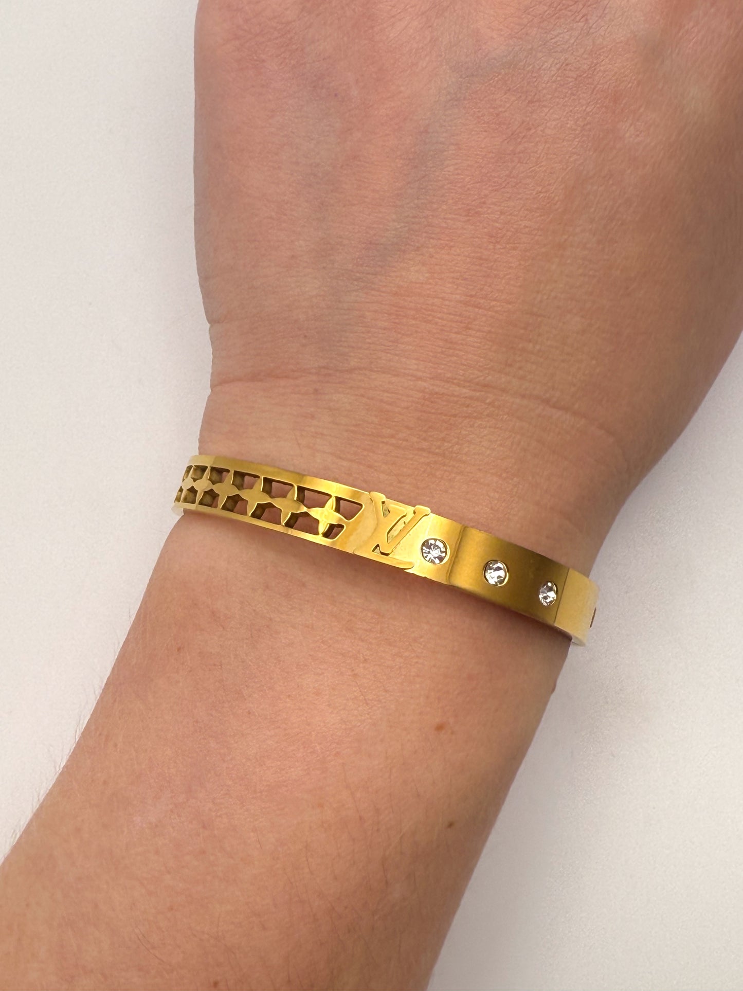 High Quality LV Designer Gold Stainless Bangle Bracelet with Mini Designer Stamp