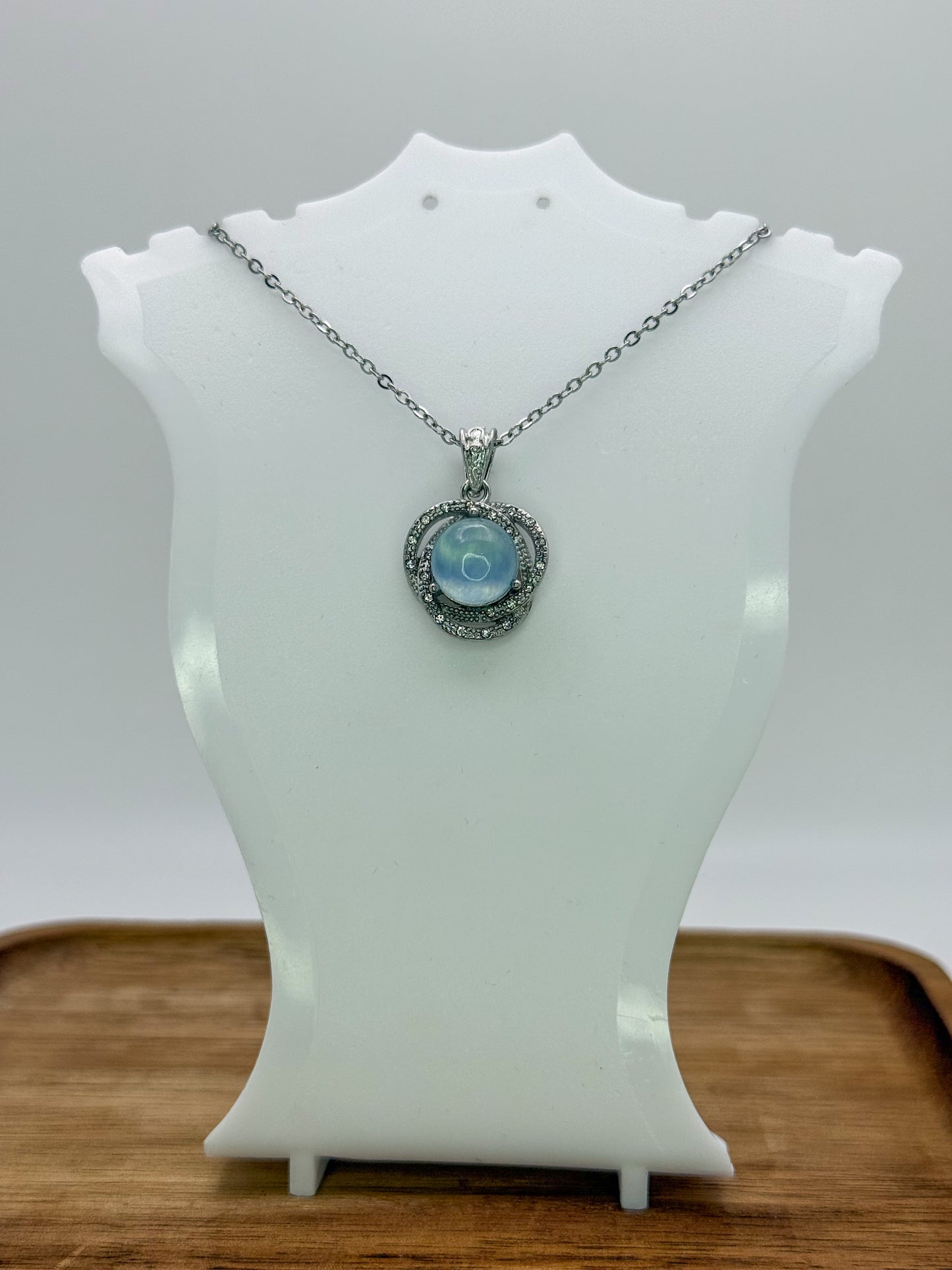 Natural Aquamarine Gemstone Pendant Necklace