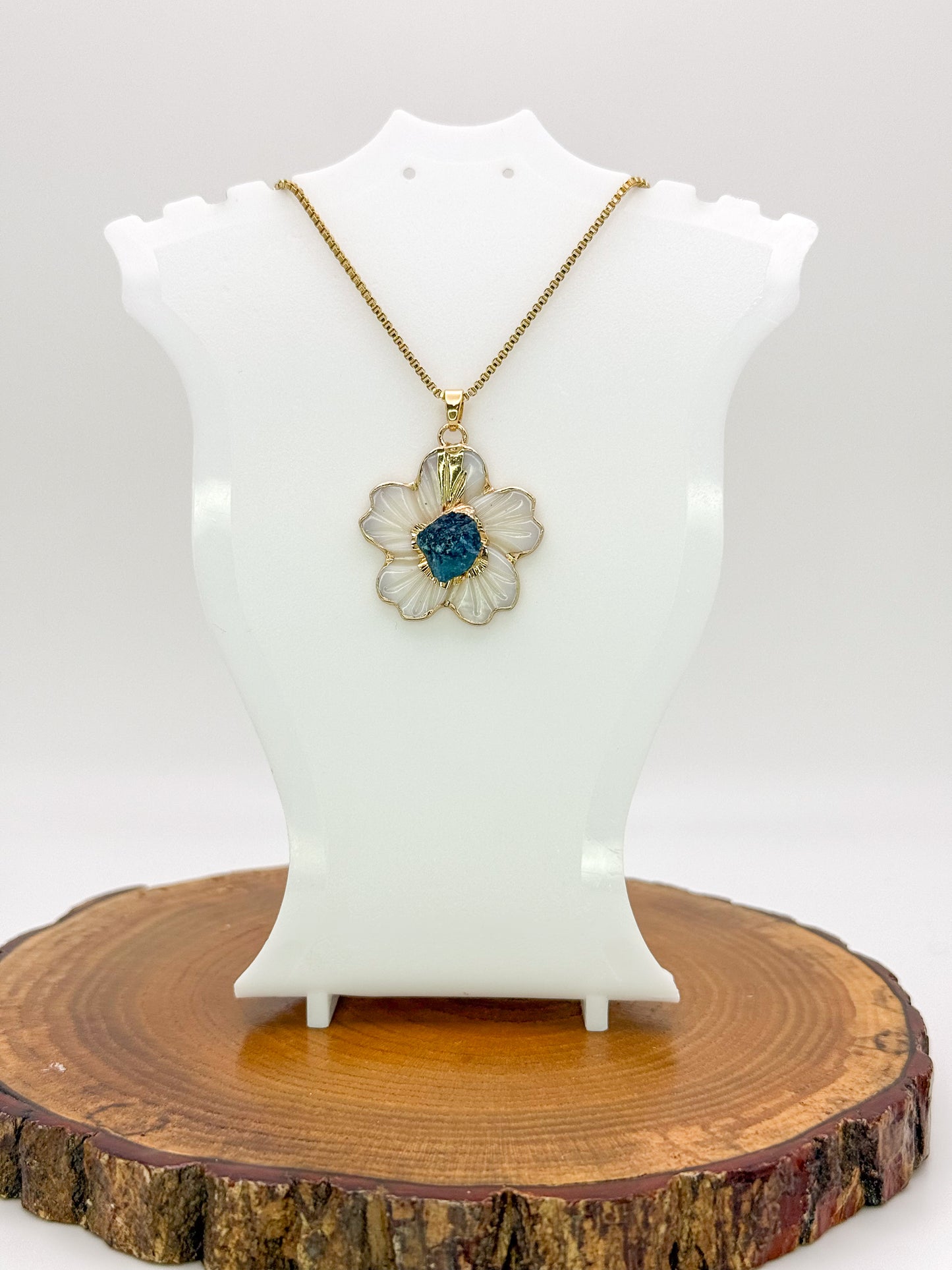Nature’s Beauty Necklace-Natural Shell with Natural Turquoise Gemstone, Gold Stainless Steel Pendant Necklace