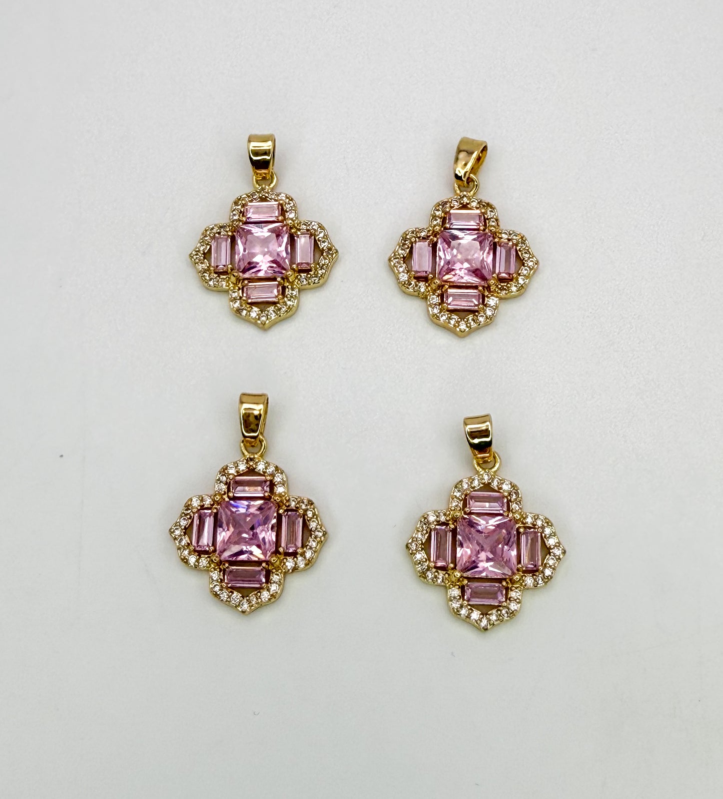 High Quality Sparkling Zircon Gold Clover Pendants