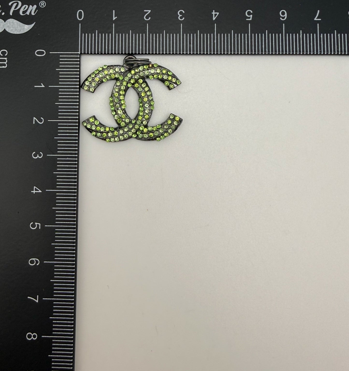 High Quality Designer Bling Black Metal Charm Pendants
