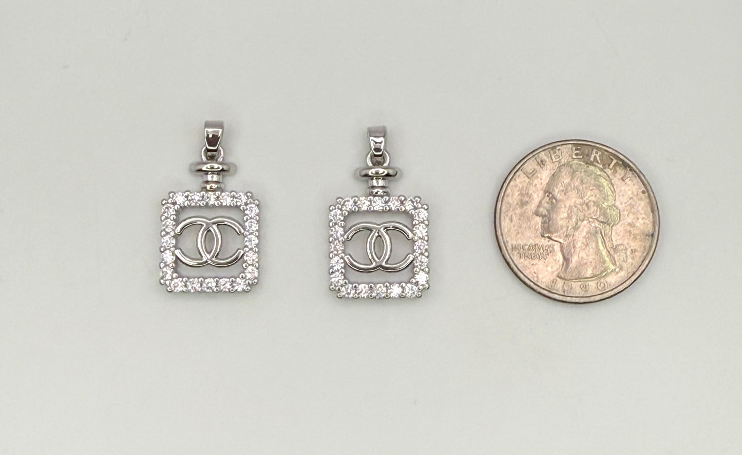 High Quality Gold and Silver CC Perfume Bottle DIY Charm Pendants