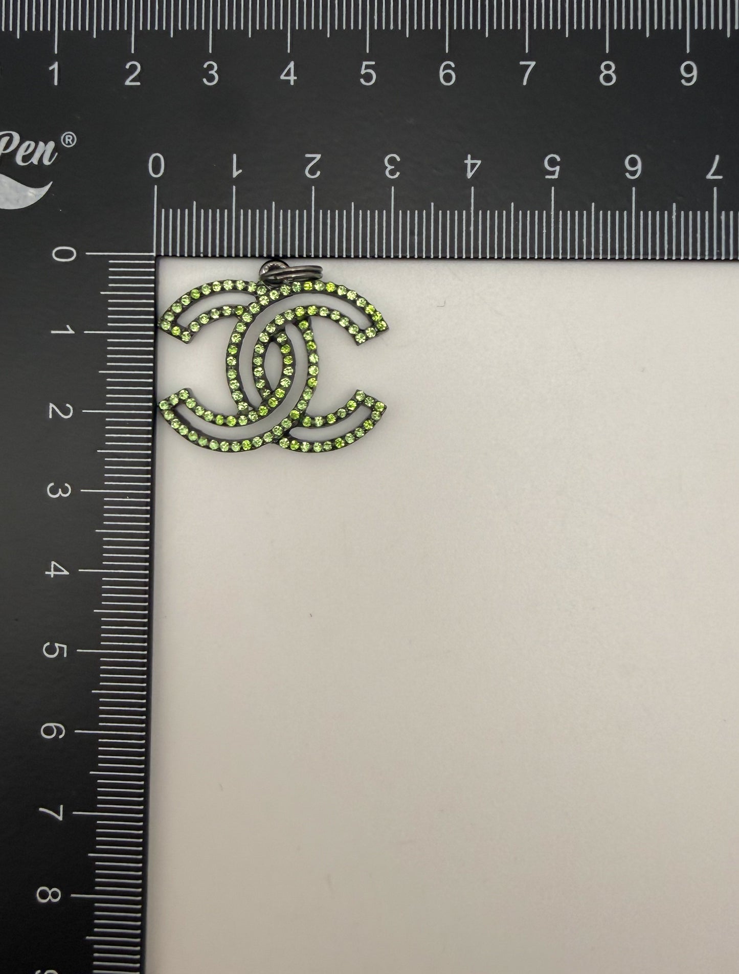 High Quality Designer Bling Black Metal Charm Pendants