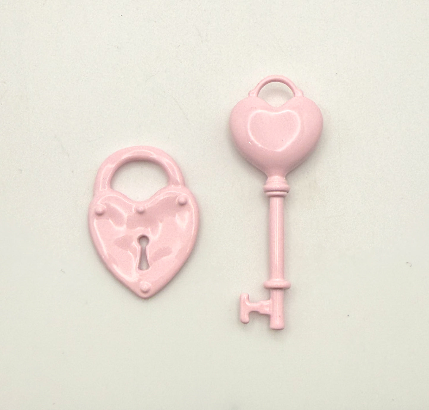 Balenc❤️iaga Lock N Key DIY Charm set