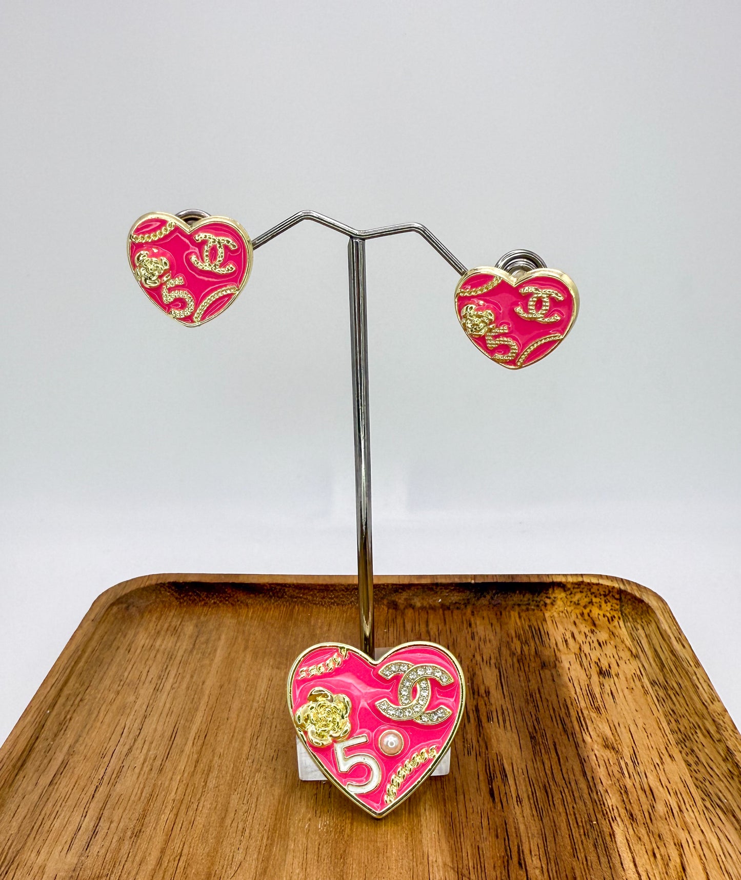 Hot Pink & Gold CC Designer Matching Stud Earrings & Brooch