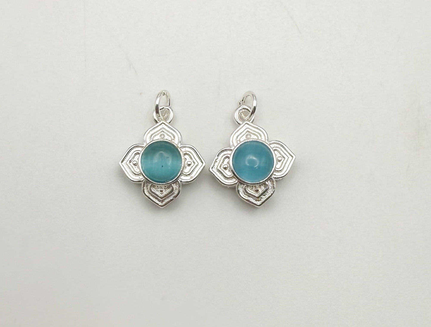 Blue Cats Eye Silver Clover DIY Metal Charm