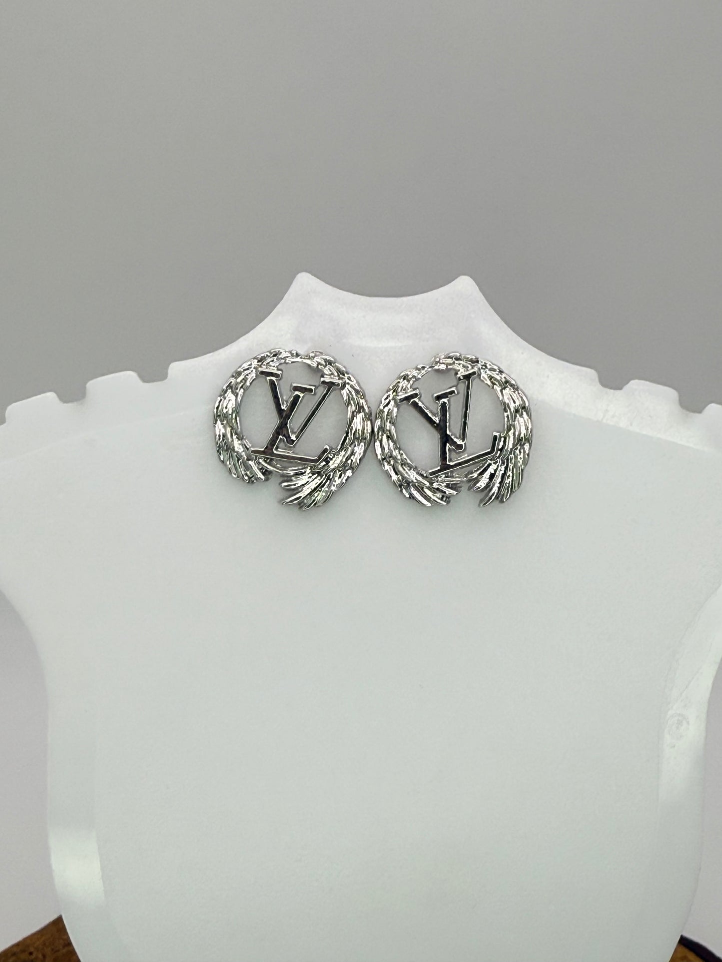Silver LV Designer Feathered Round Stud Earrings