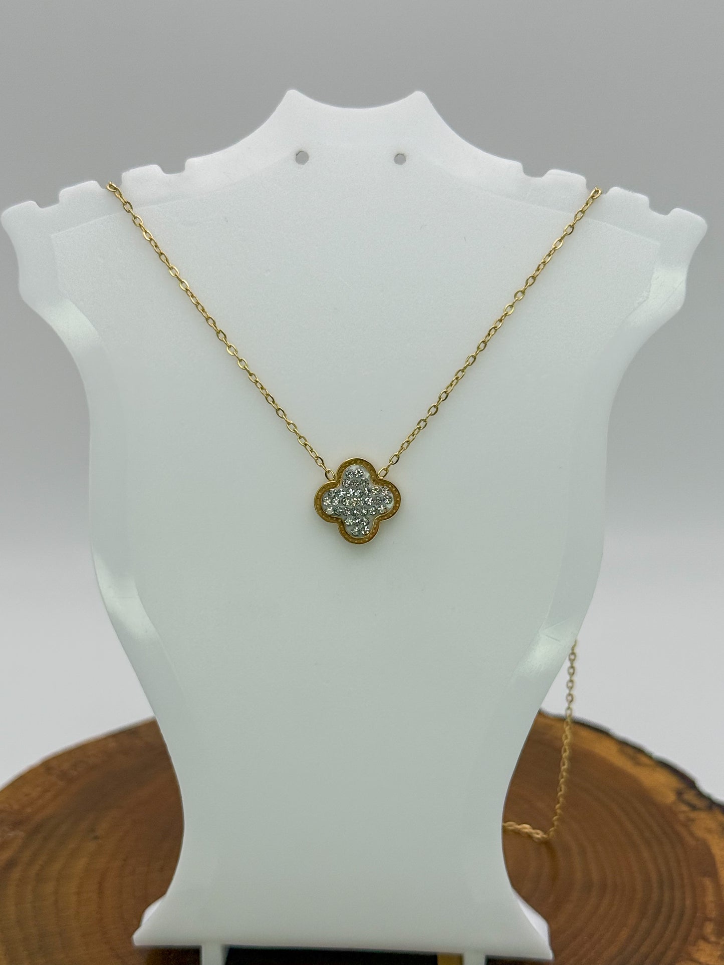Gold Single LV Designer Clover Bling Necklace