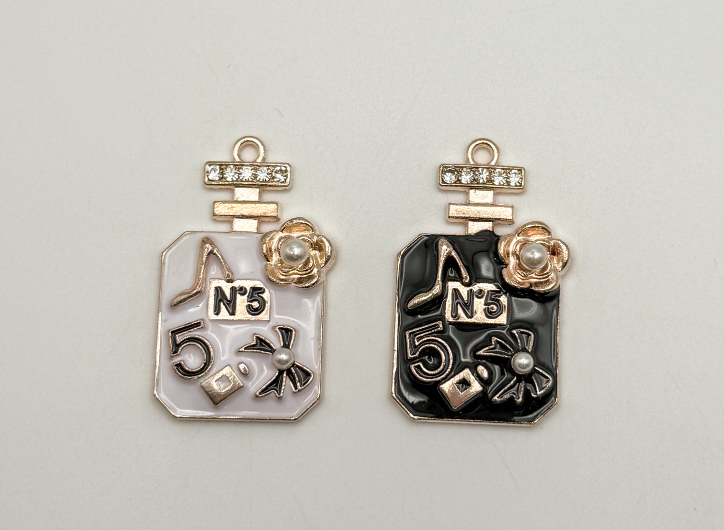 Black & White Enameled Gold #5 Perfume Bottle DIY Metal Charms