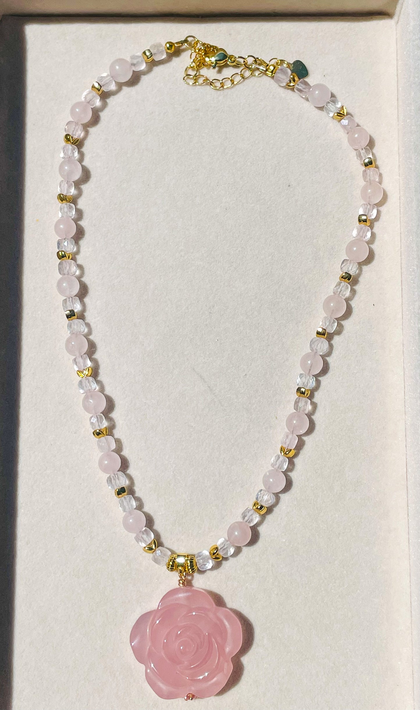 Natural Rose Quartz Rose Crystal Carving Beaded Adjustable Necklace