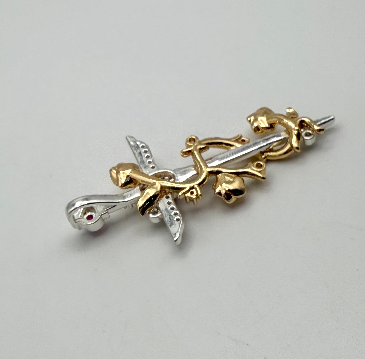 Gold Rose covered on Silver Cross Dragger