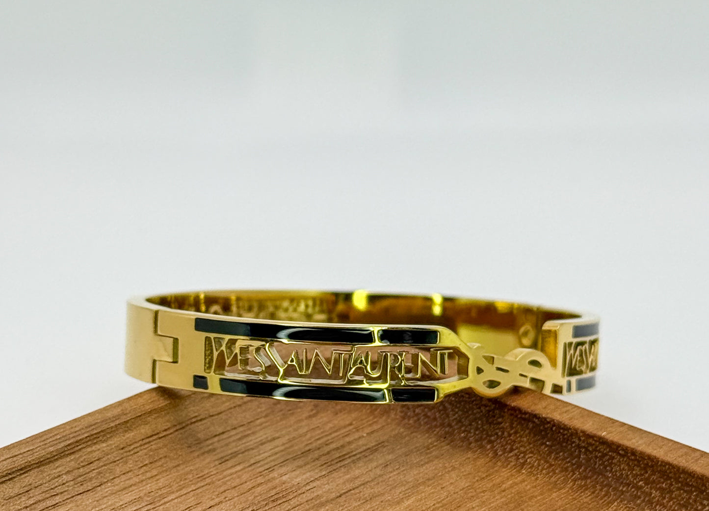 High Quality YSL Designer Gold Stainless Steel Bangle Bracelet with Designer Stamp
