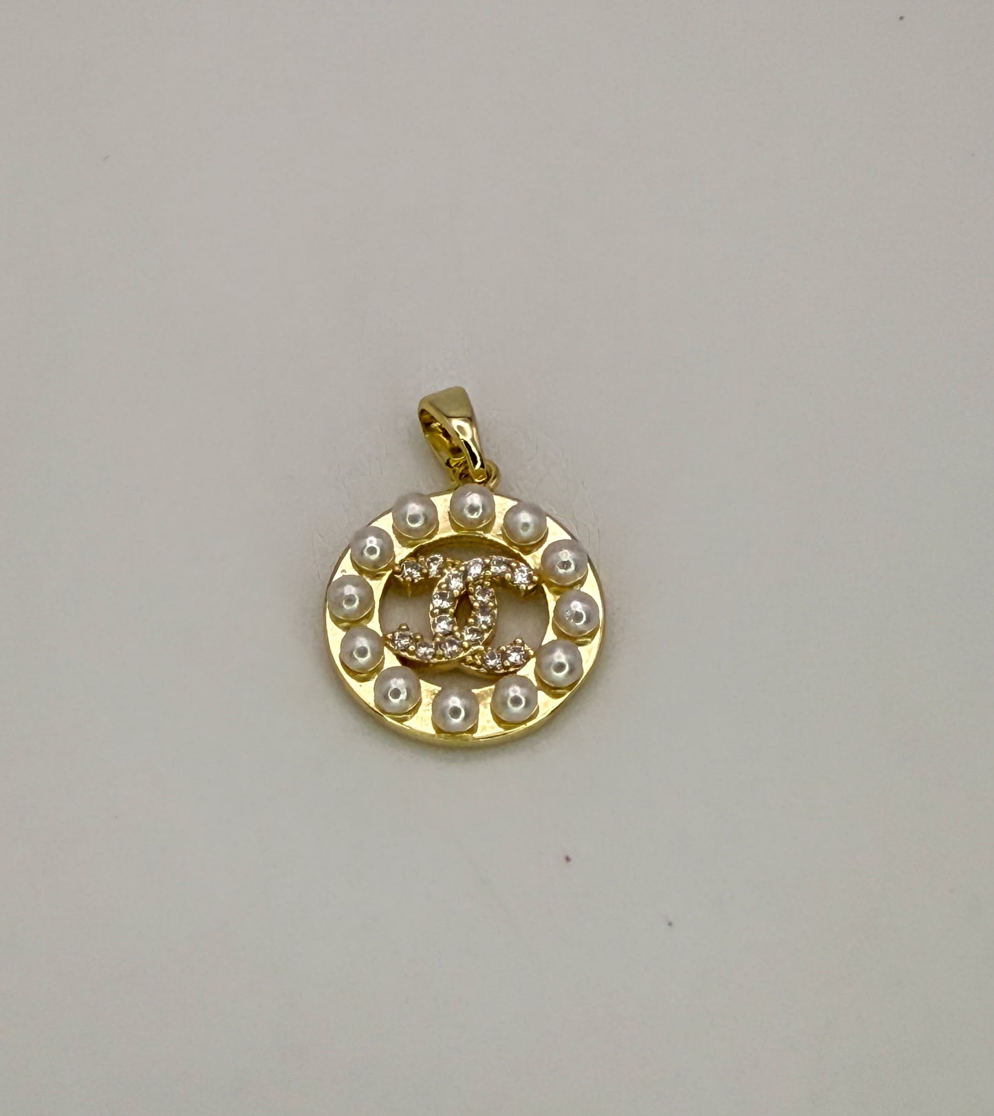 High Quality Mixed Designer Abalone Shell Gold Pendants