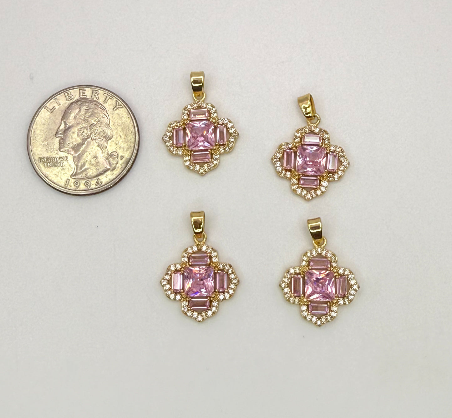 High Quality Sparkling Zircon Gold Clover Pendants