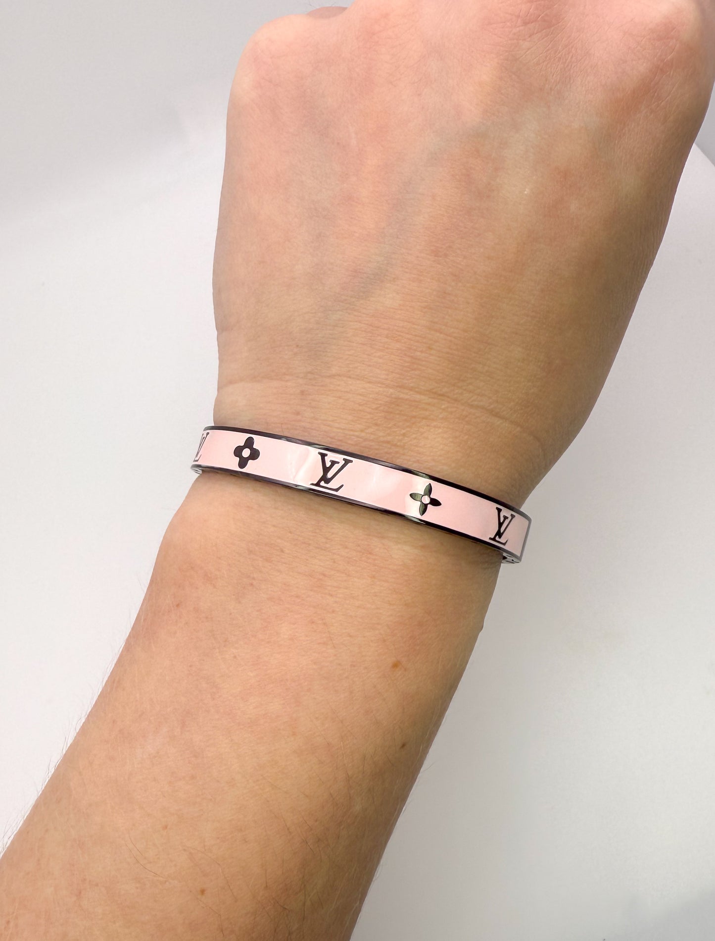 High Quality LV Designer Black Stainless Steel Bangle Bracelet