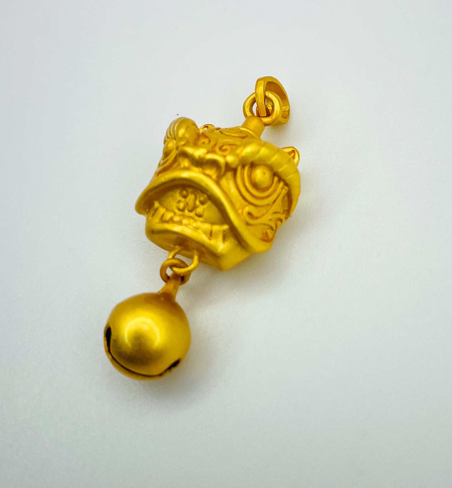 S999 Sand Gold Pichu Head Pendant