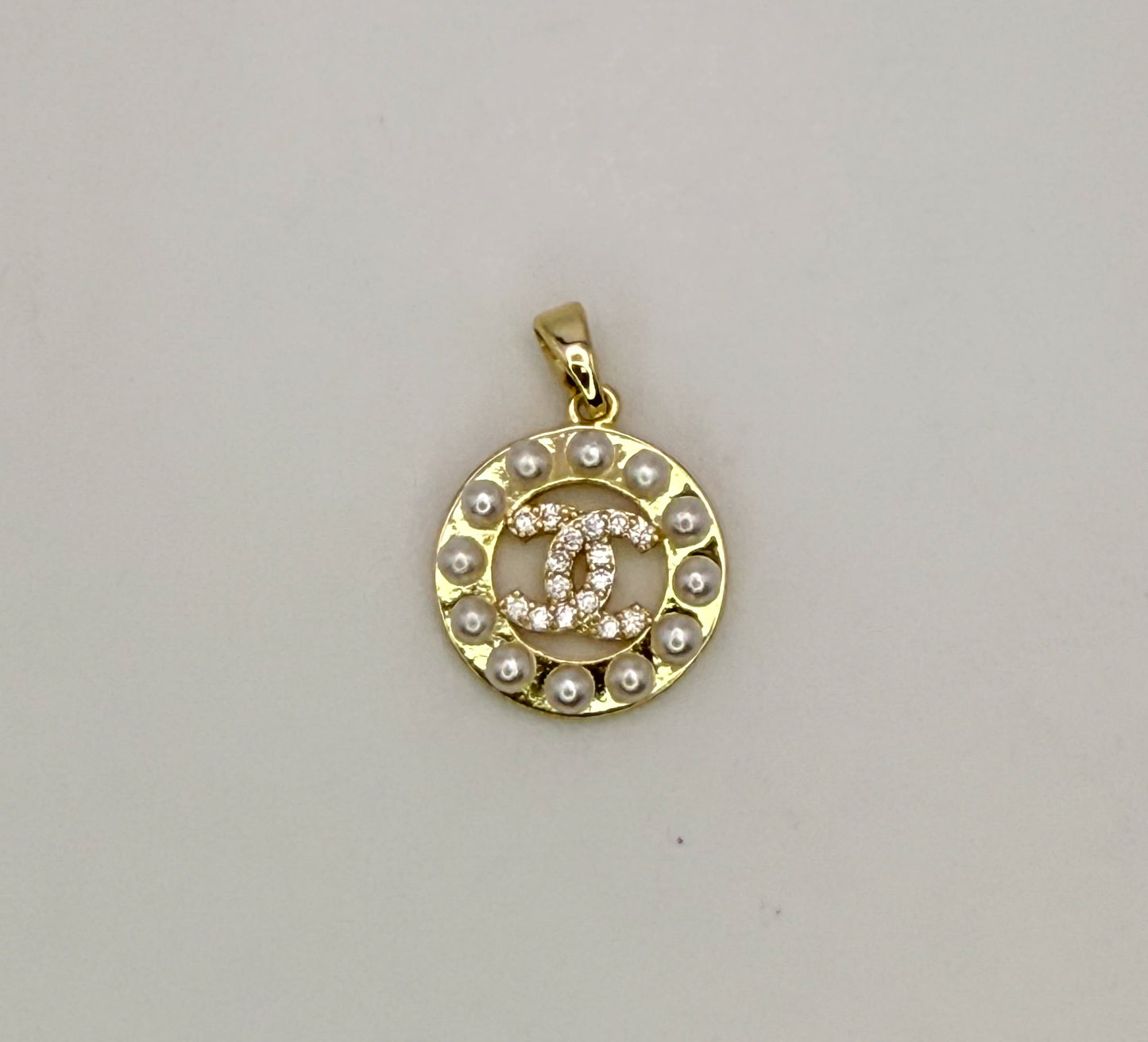 High Quality Mixed Designer Abalone Shell Gold Pendants