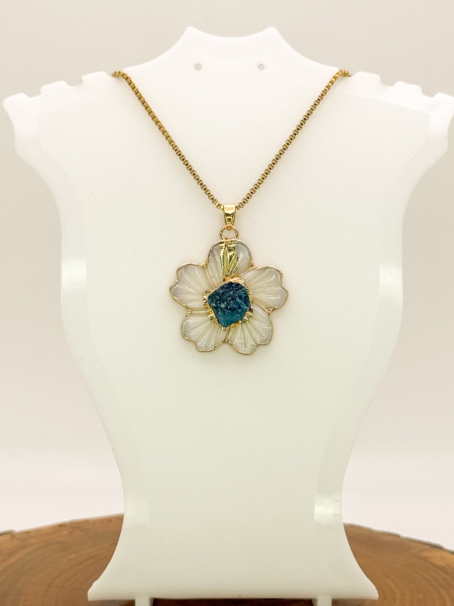 Nature’s Beauty Necklace-Natural Shell with Natural Turquoise Gemstone, Gold Stainless Steel Pendant Necklace