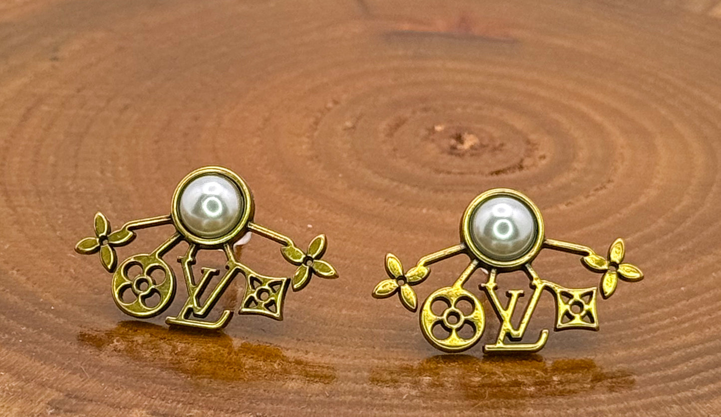 Antique Gold Multi LV LOGO Stud Earrings