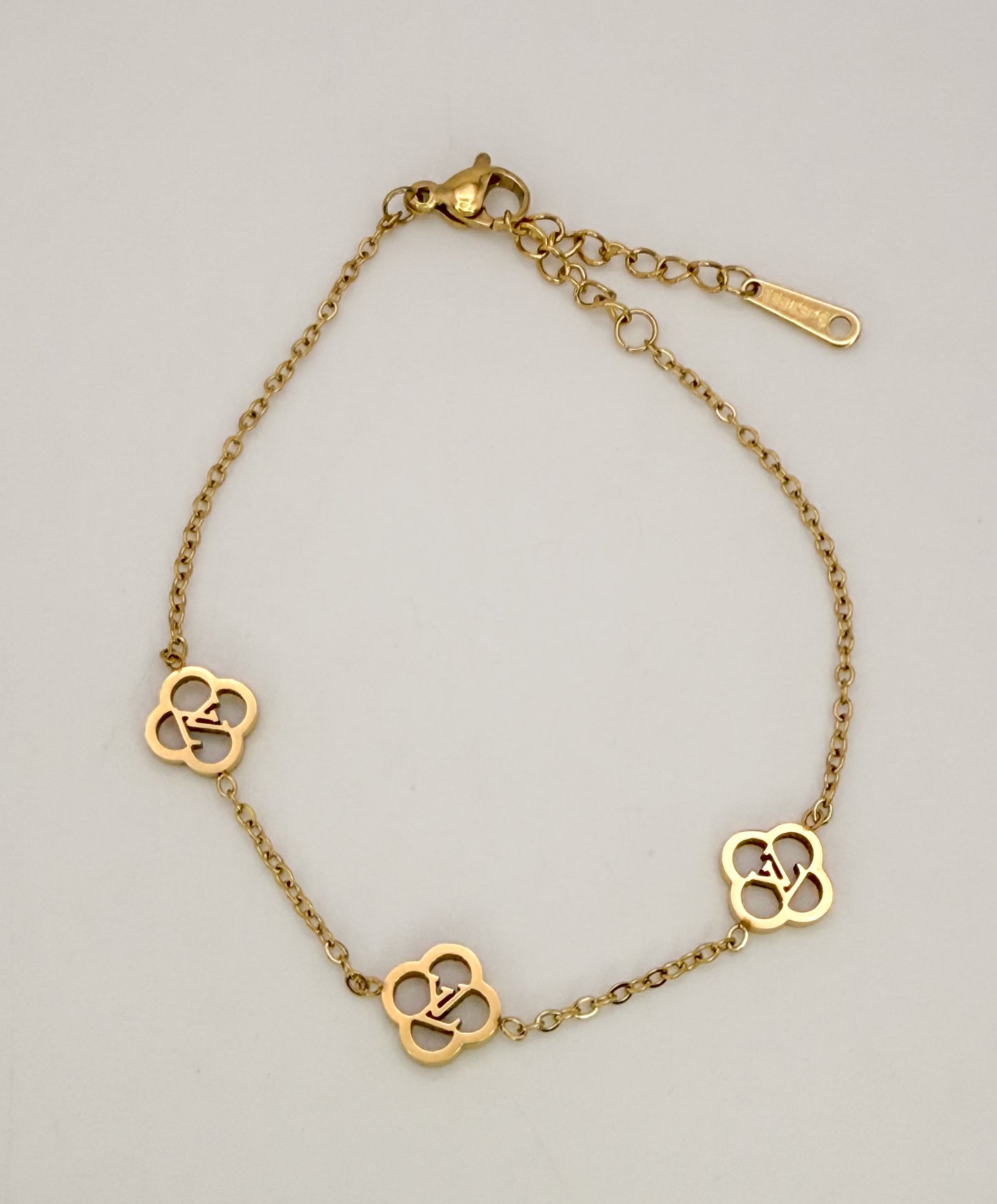LV Gold Clover Logo Adjustable Chain Bracelet