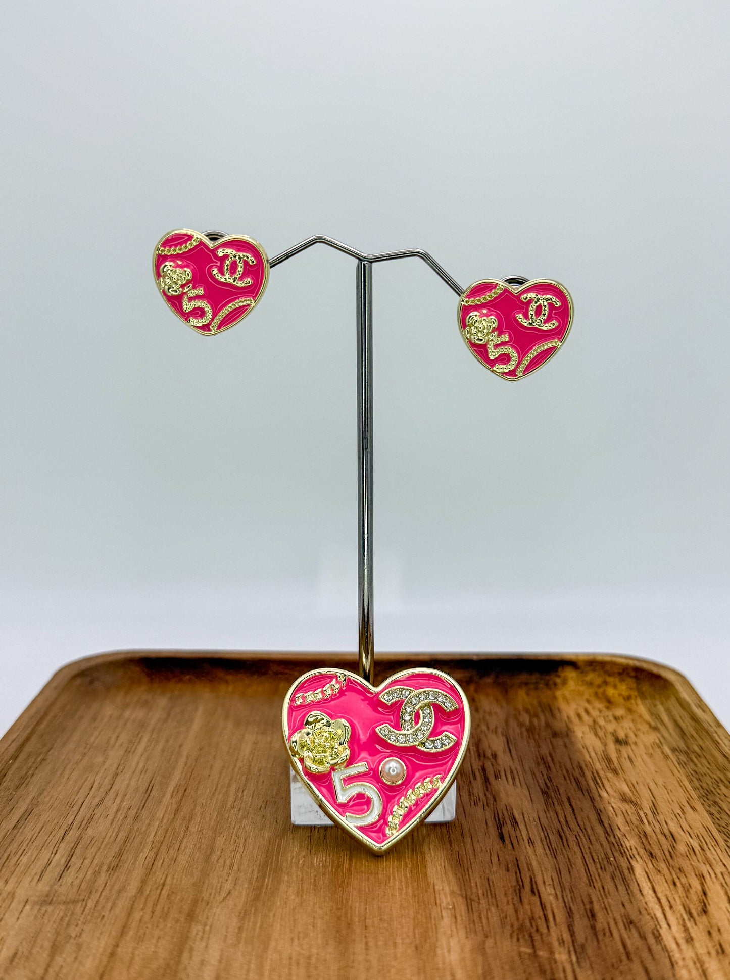 Hot Pink & Gold CC Designer Matching Stud Earrings & Brooch