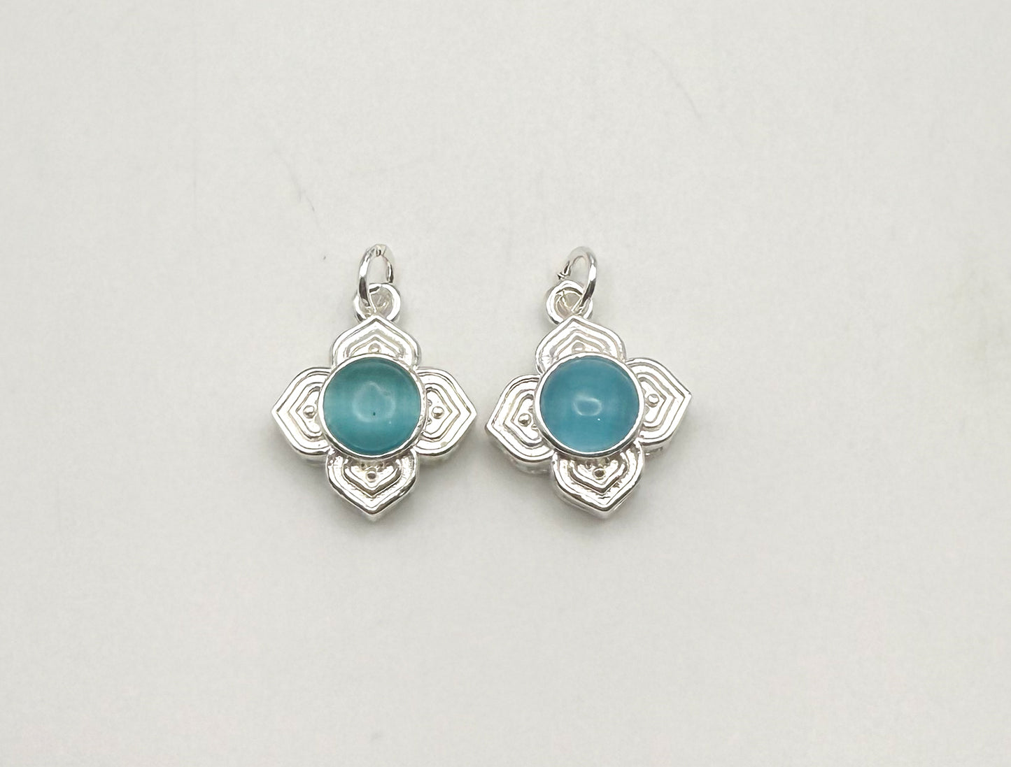 Blue Cats Eye Silver Clover DIY Metal Charm