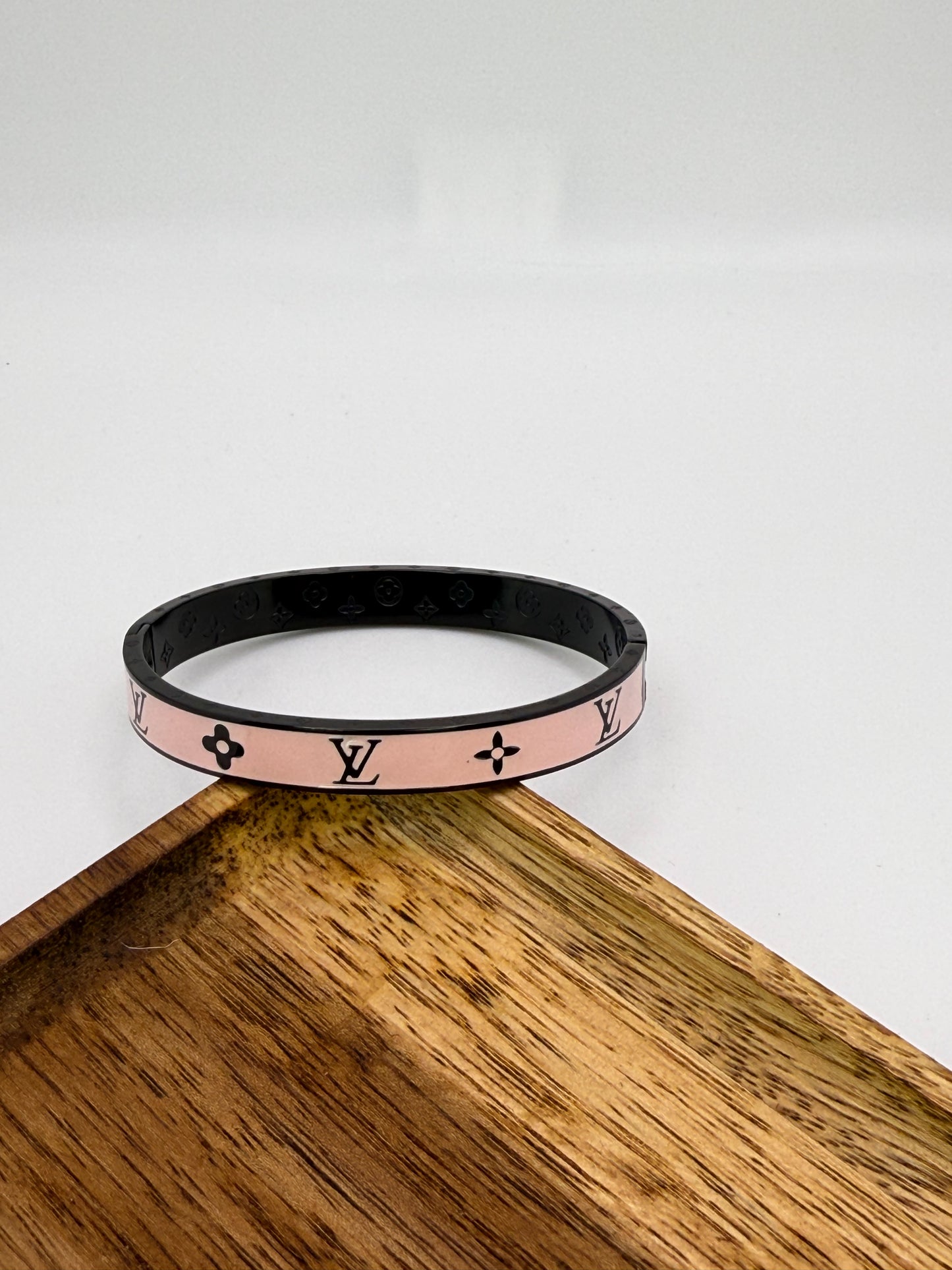 High Quality LV Designer Black Stainless Steel Bangle Bracelet