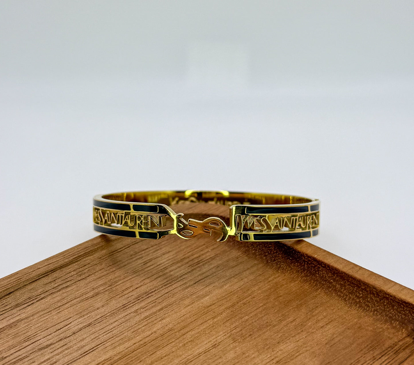 High Quality YSL Designer Gold Stainless Steel Bangle Bracelet with Designer Stamp