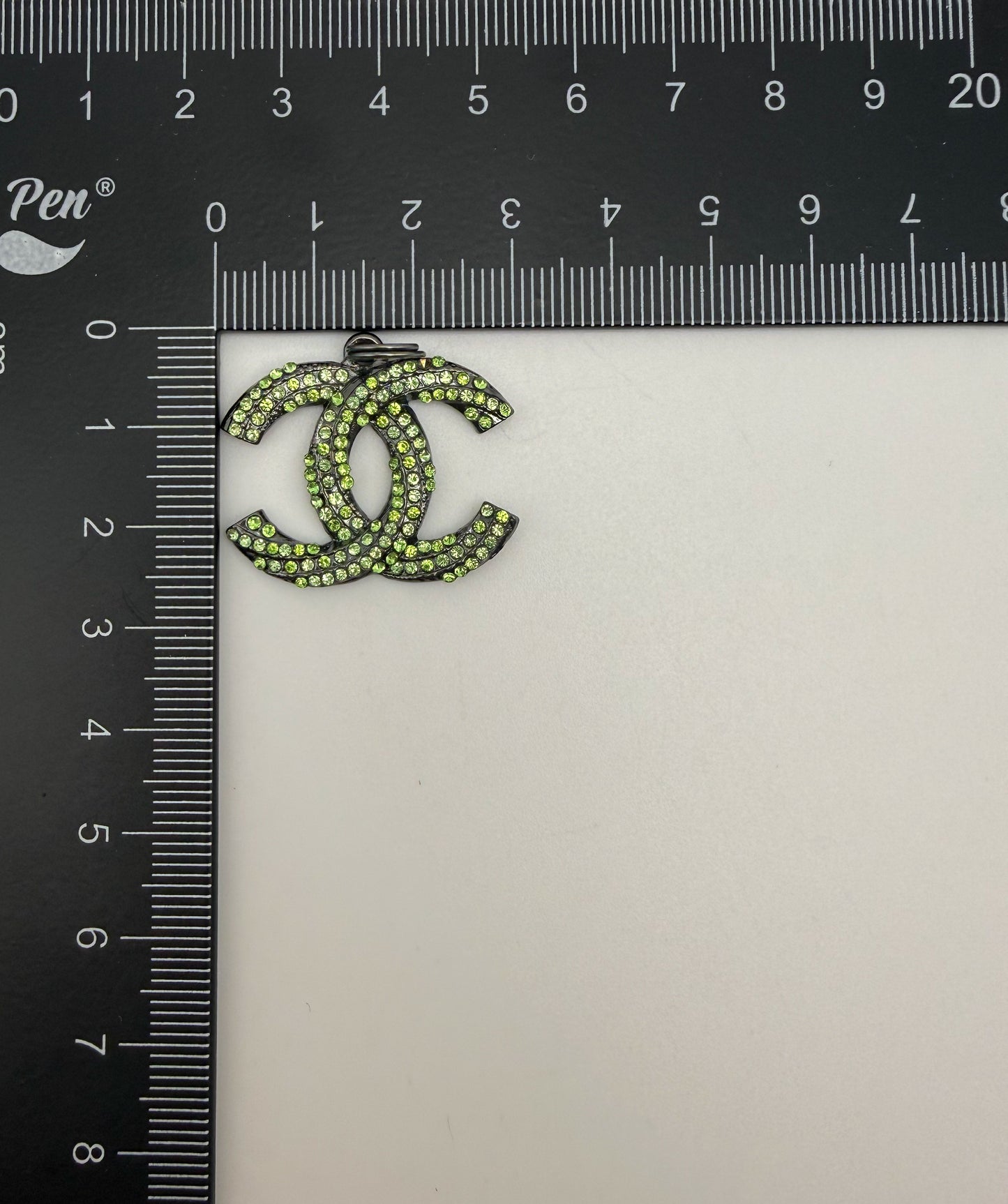 High Quality Designer Bling Black Metal Charm Pendants