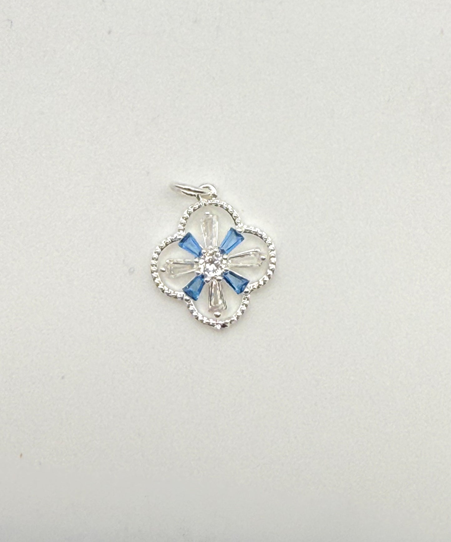 High Quality Clover Design DIY Charms