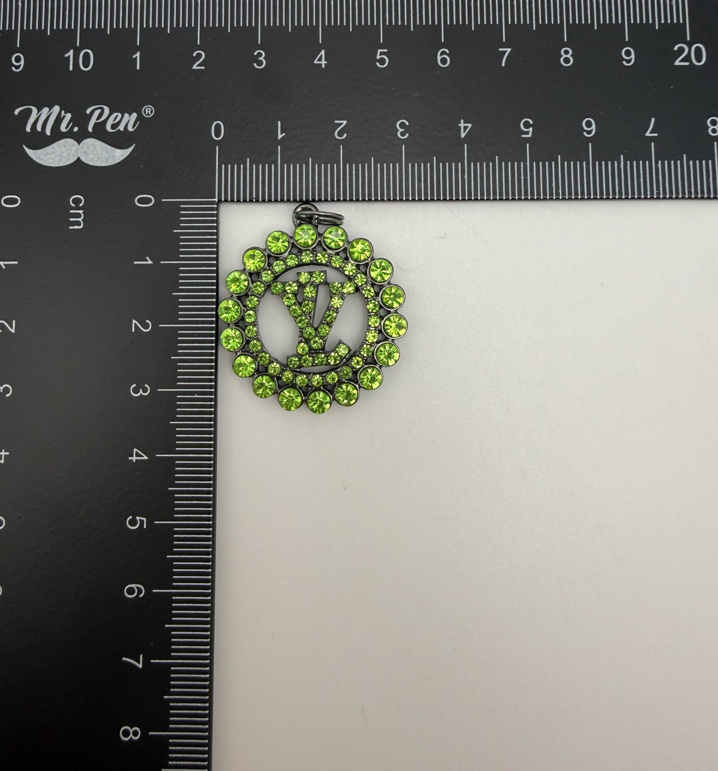 High Quality Designer Bling Black Metal Charm Pendants