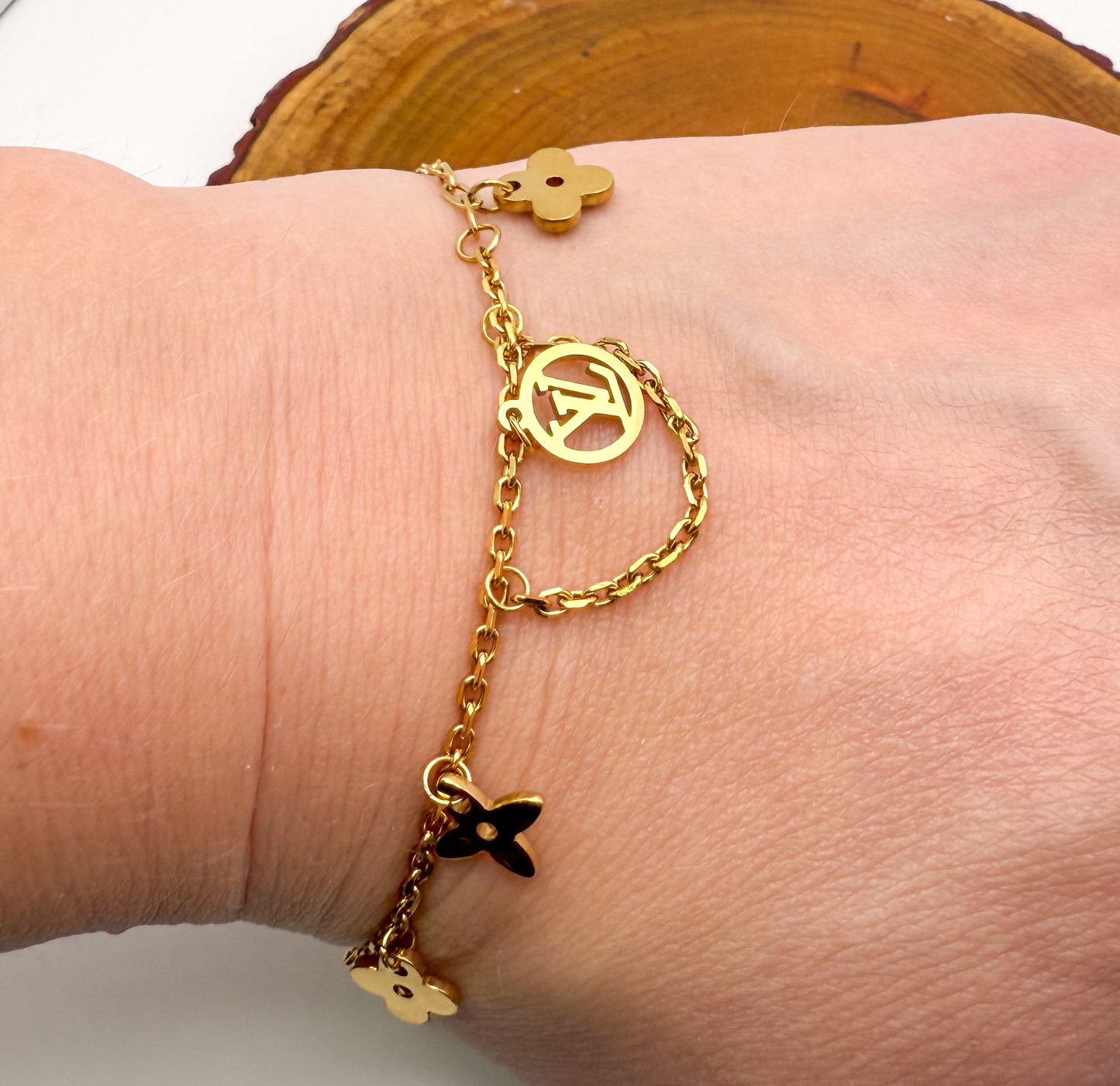 Matching LV Designer Logo Gold Stainless Steel Necklace & Bracelet Set