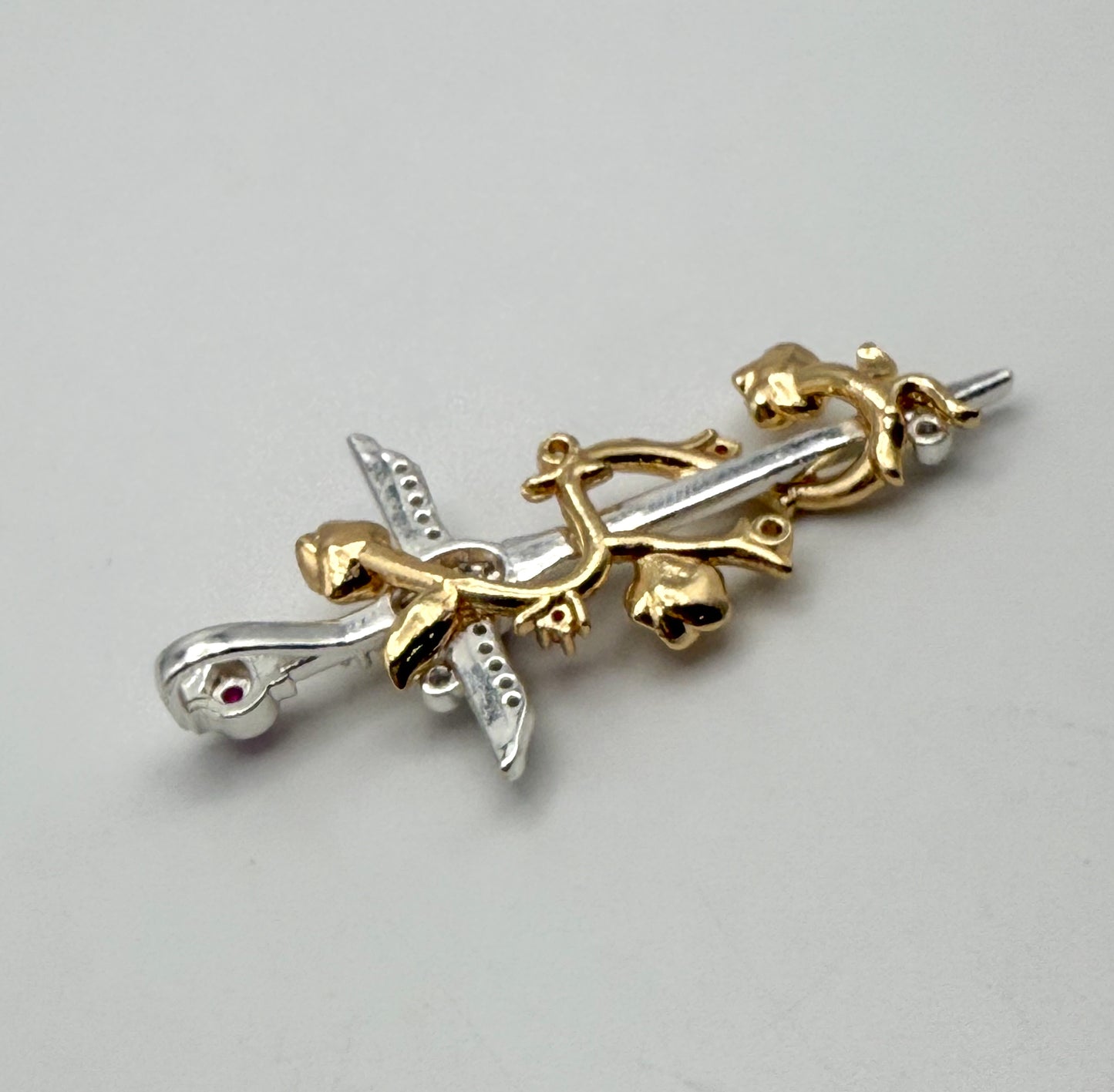 Gold Rose covered on Silver Cross Dragger