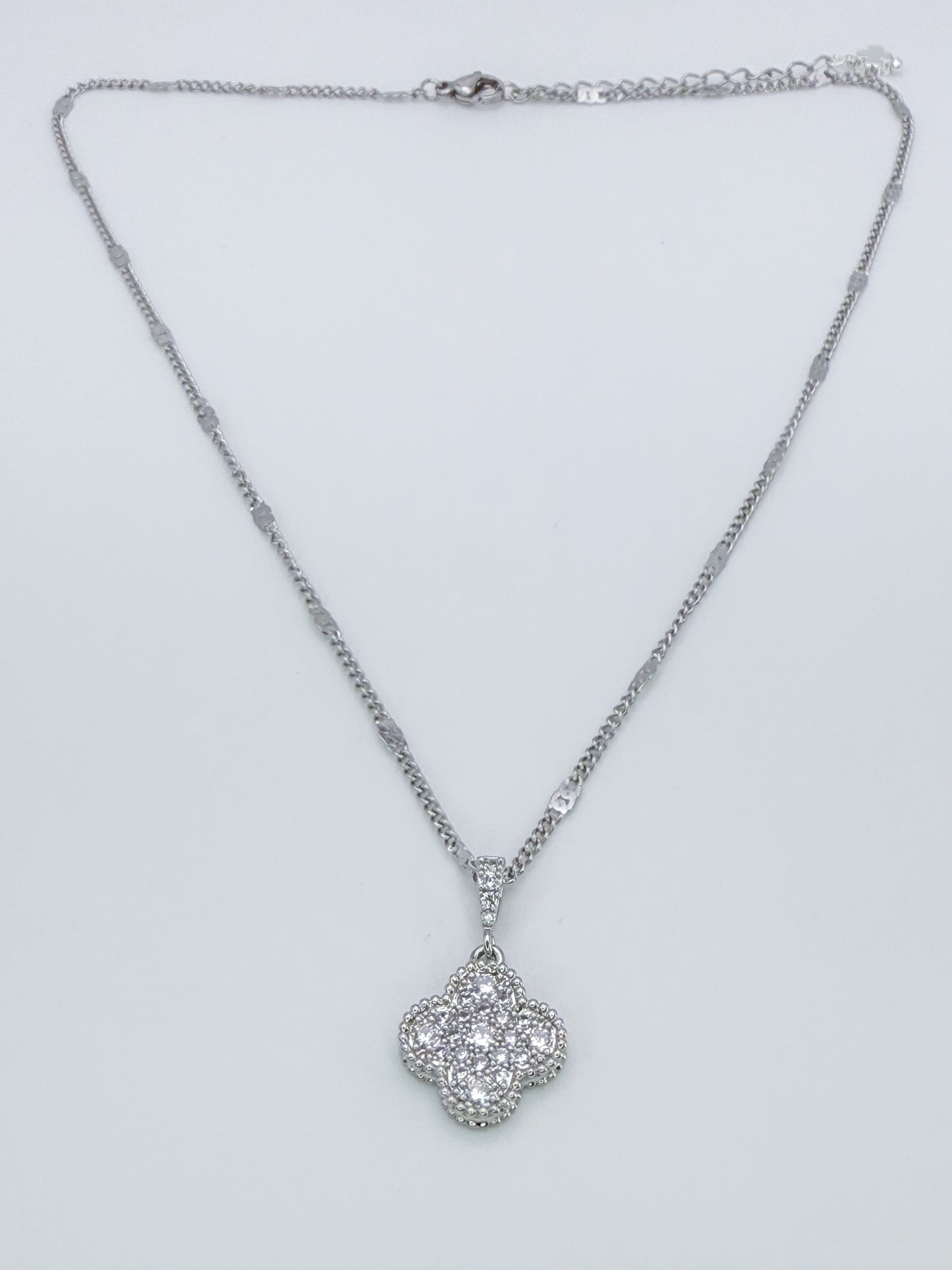 LV Bling Silver Clover S999 Silver Adjustable Necklace