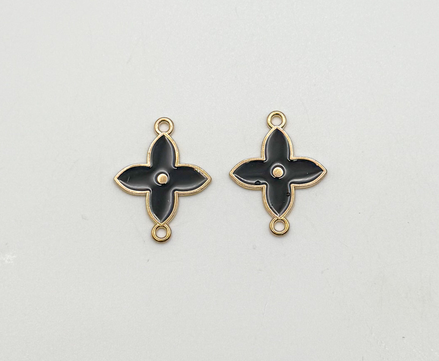 Black & White Enamel Clover Flower DIY Connector Metal Charms