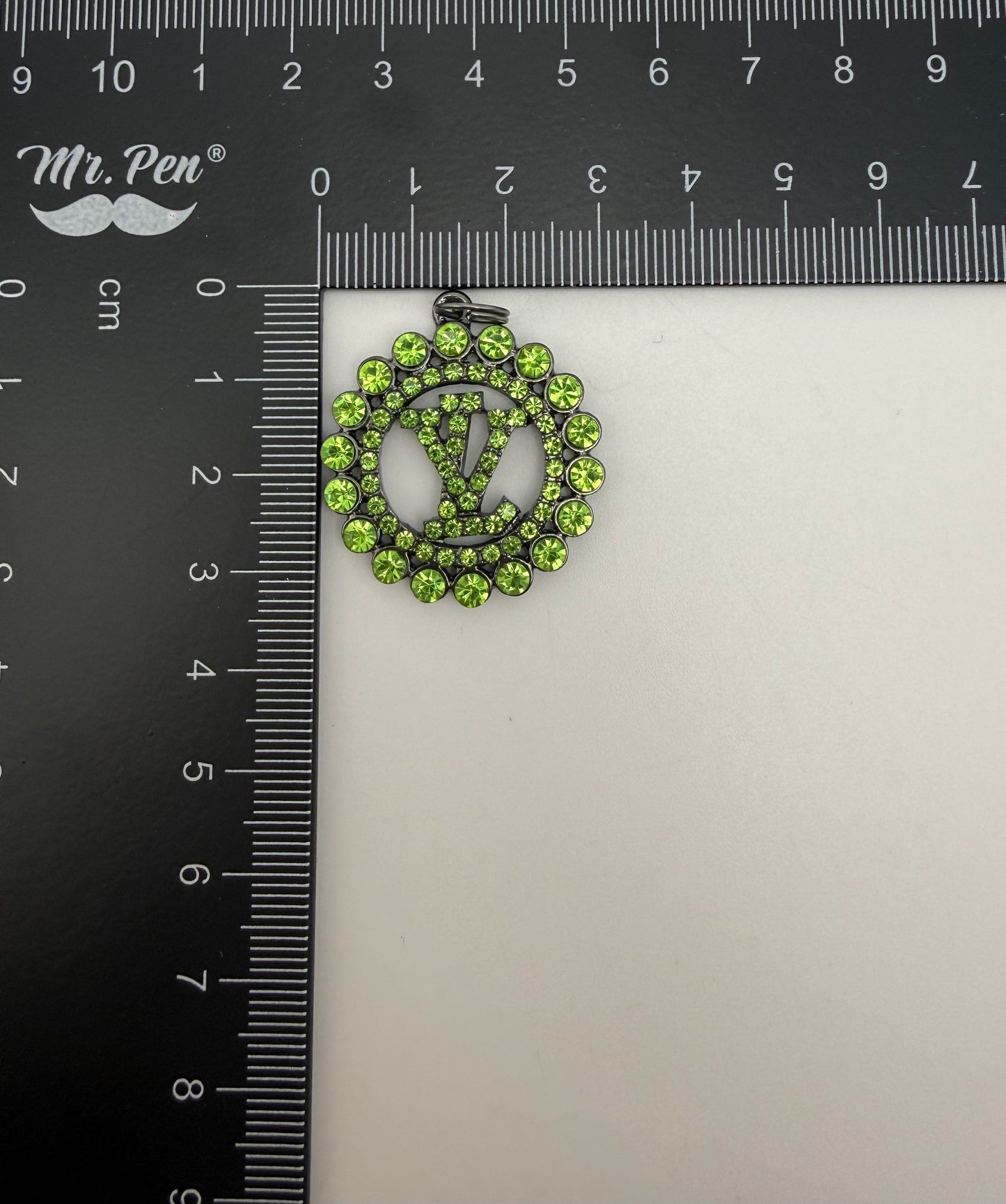 High Quality Designer Bling Black Metal Charm Pendants