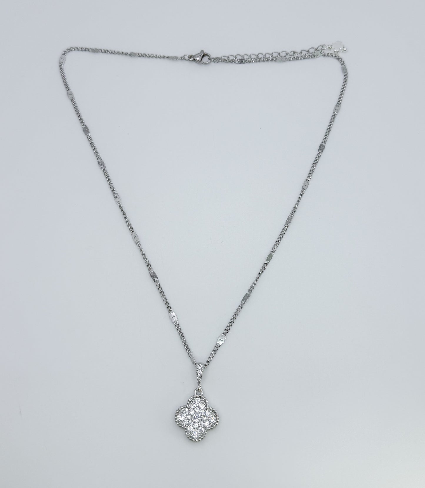 LV Bling Silver Clover S999 Silver Adjustable Necklace