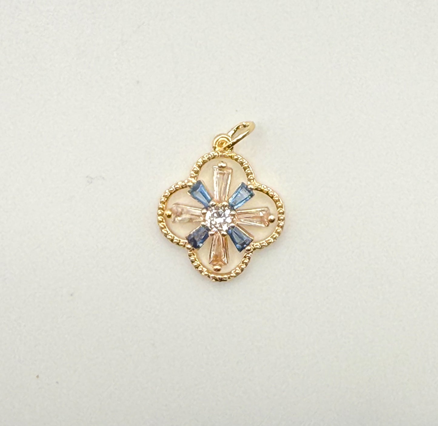 High Quality Clover Design DIY Charms