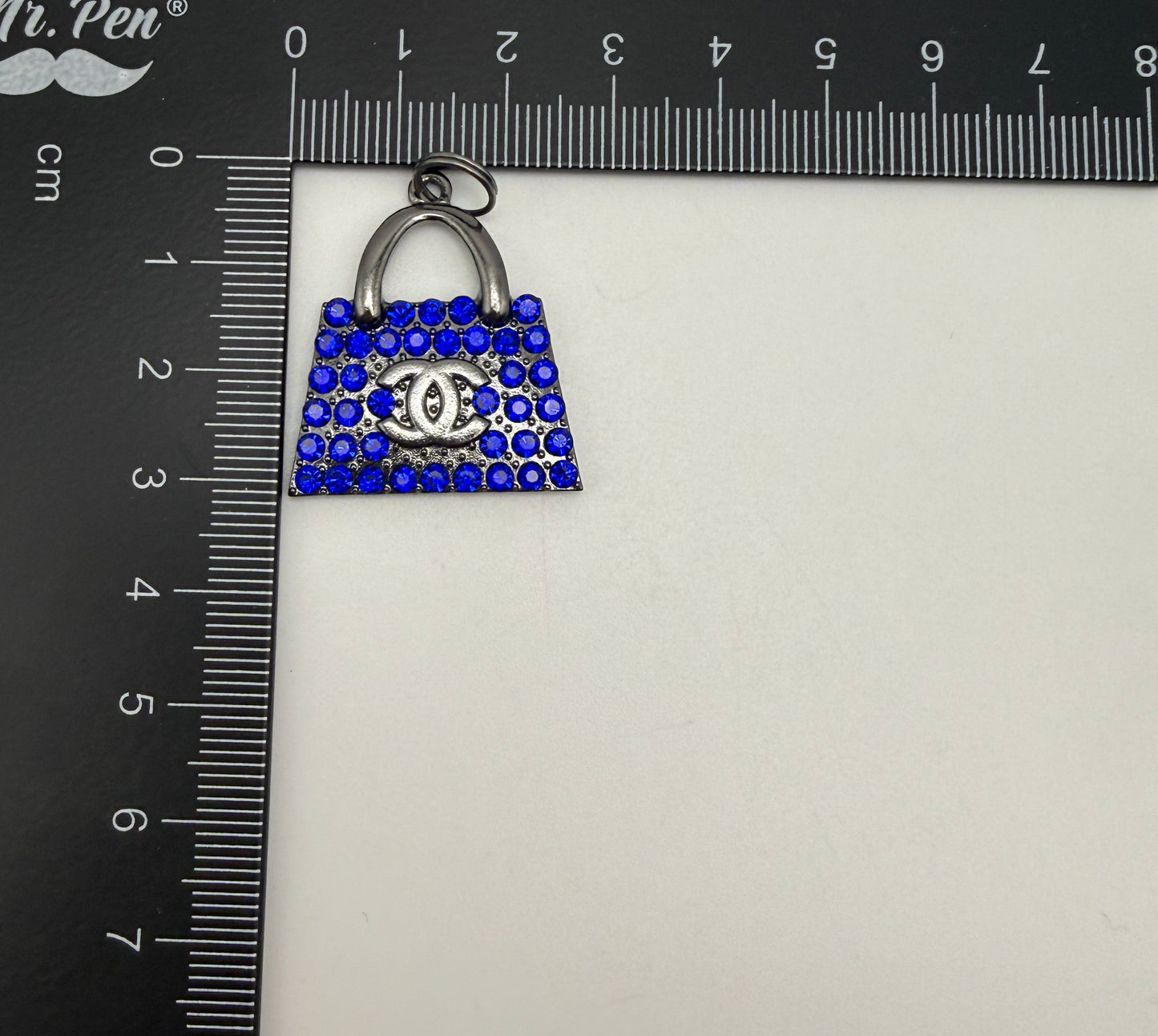 High Quality Designer Bling Black Metal Charm Pendants