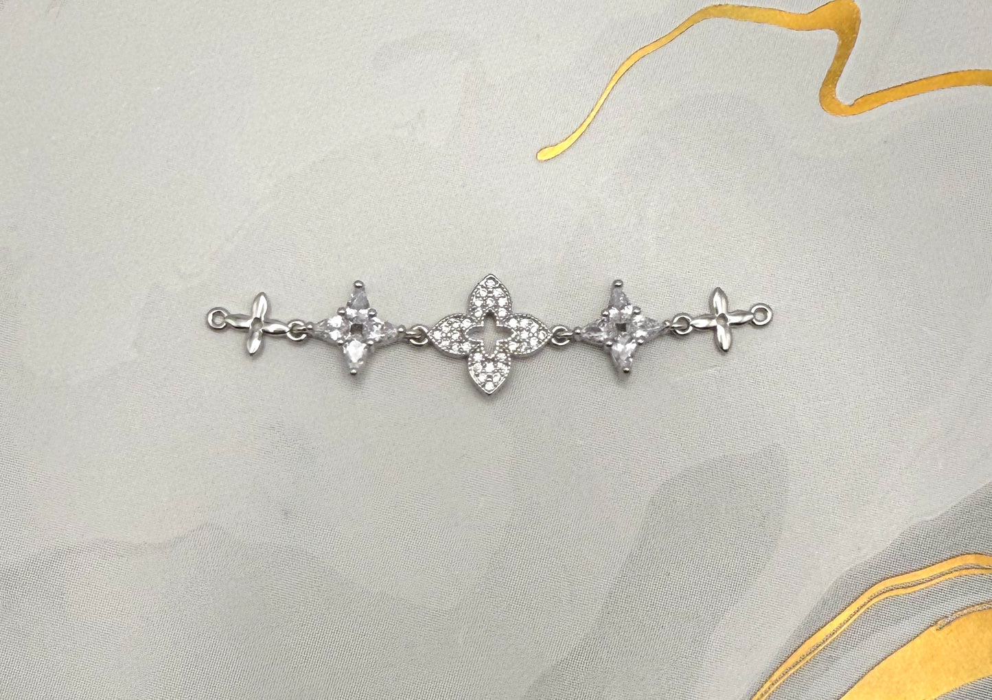 Zircon Covered Clover Designed Connector Charm for DIY Jewelry Making
