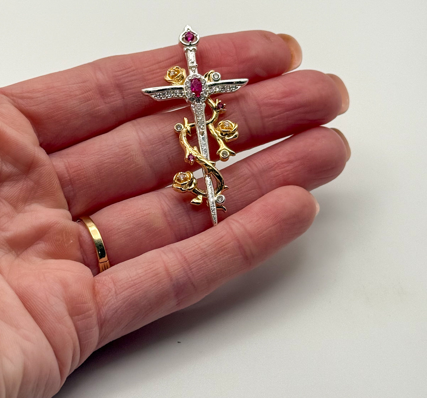 Gold Rose covered on Silver Cross Dragger