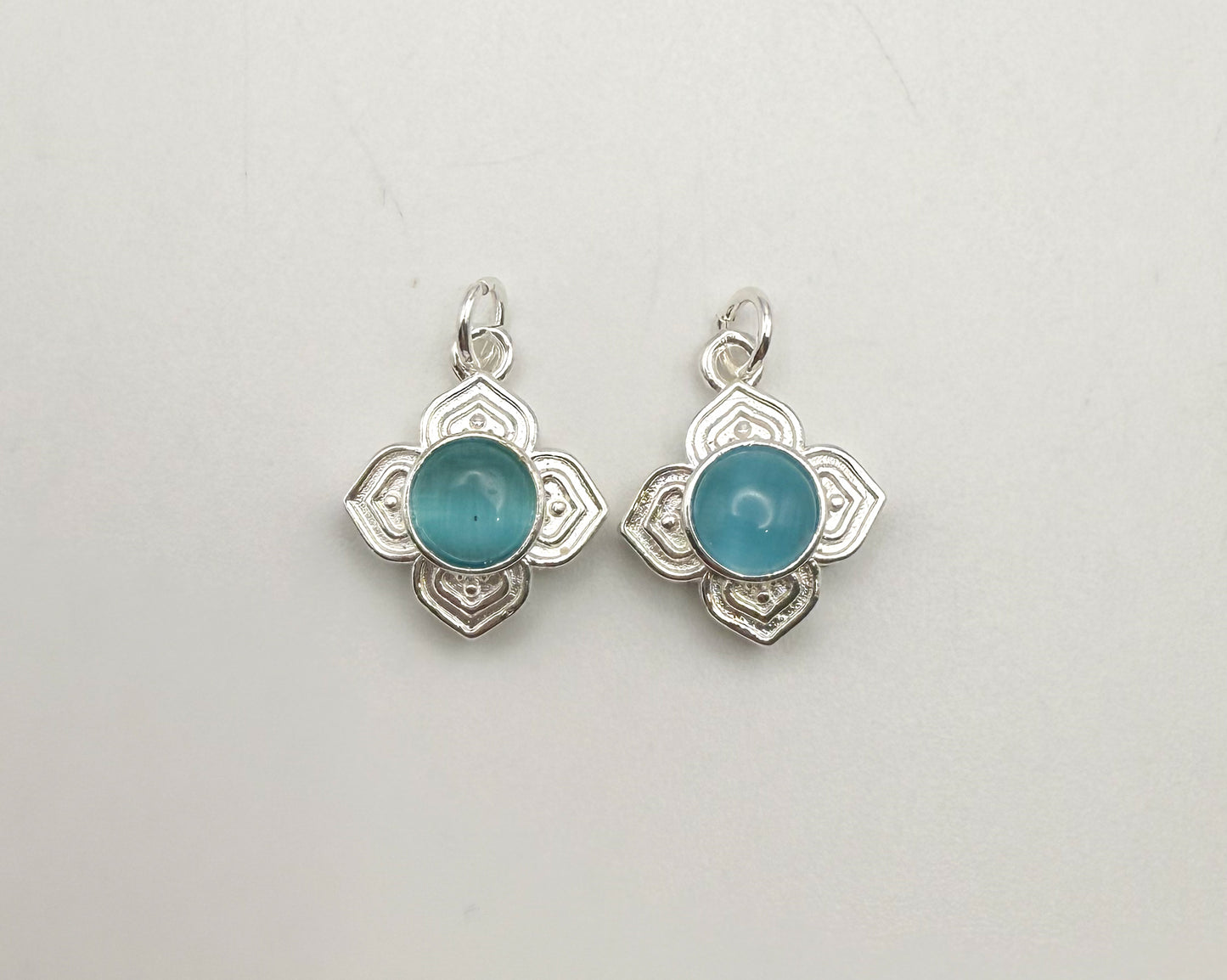 Blue Cats Eye Silver Clover DIY Metal Charm