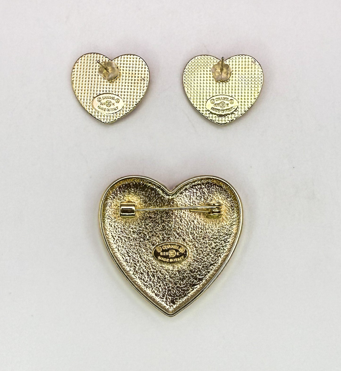Hot Pink & Gold CC Designer Matching Stud Earrings & Brooch